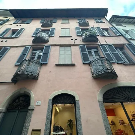 Apartment Medioevo Ii - In Como